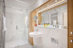 Photo 4- click for photo gallery